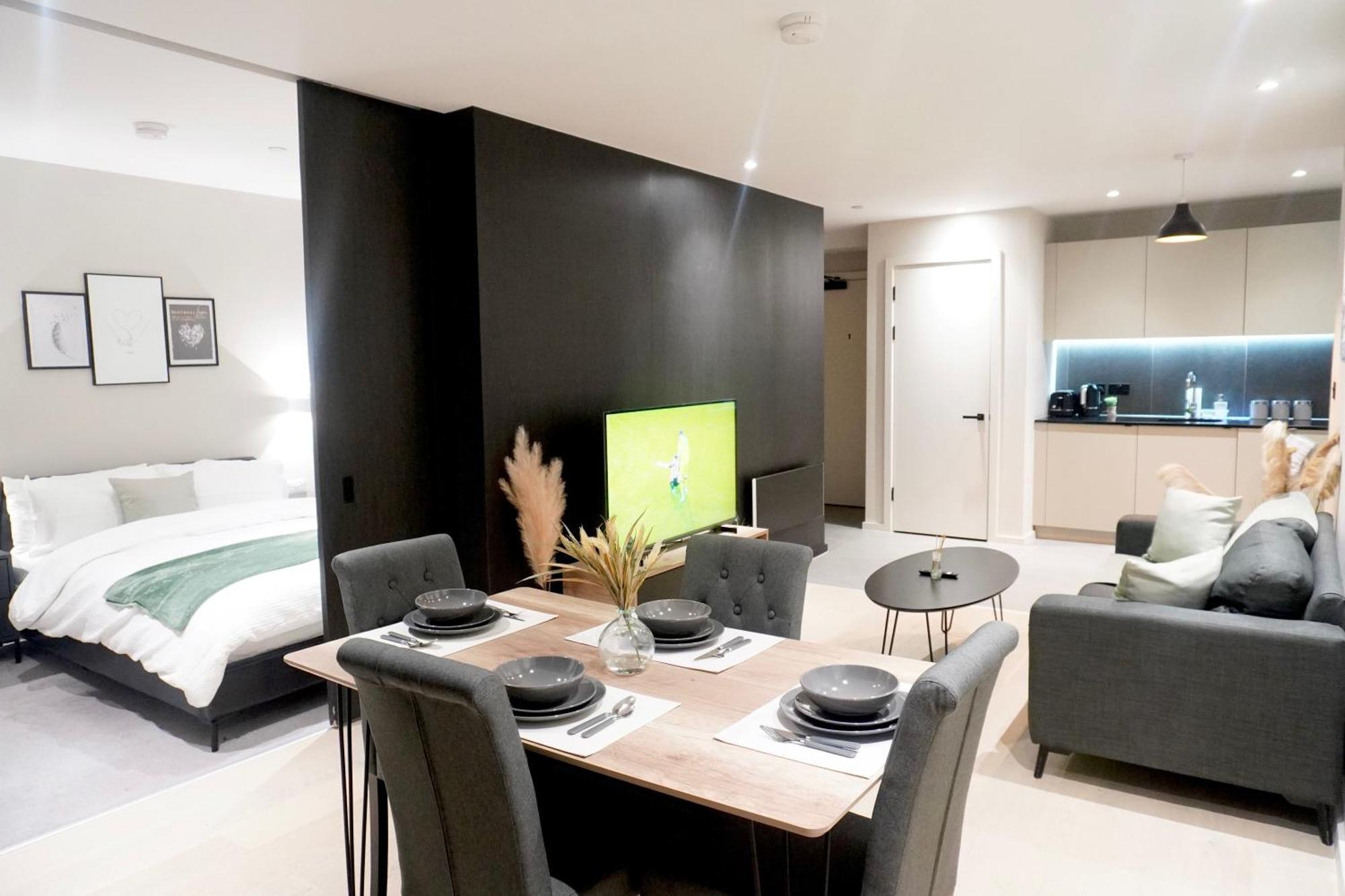 Central Manchester Luxury 2 Bed Apartment With Balcony Exterior foto
