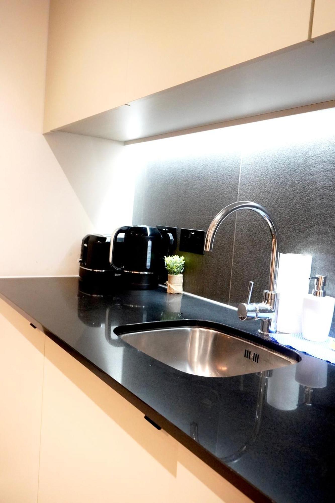 Central Manchester Luxury 2 Bed Apartment With Balcony Exterior foto